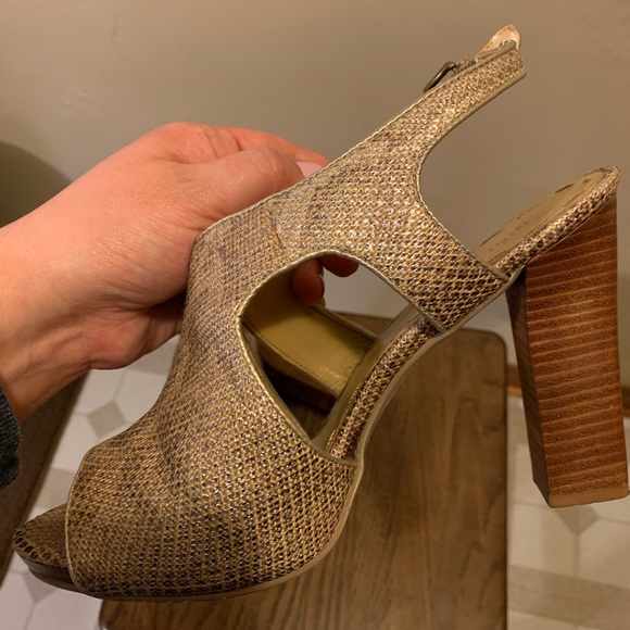 Nine West open toed faux snakeskin pumps - Picture 7 of 8